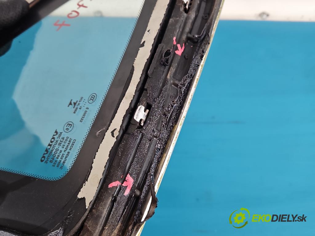 Volvo S90 II 2016- 2.0 T 320KM automatic 235 kW 1969 cm3 4- sklo zadné pravé