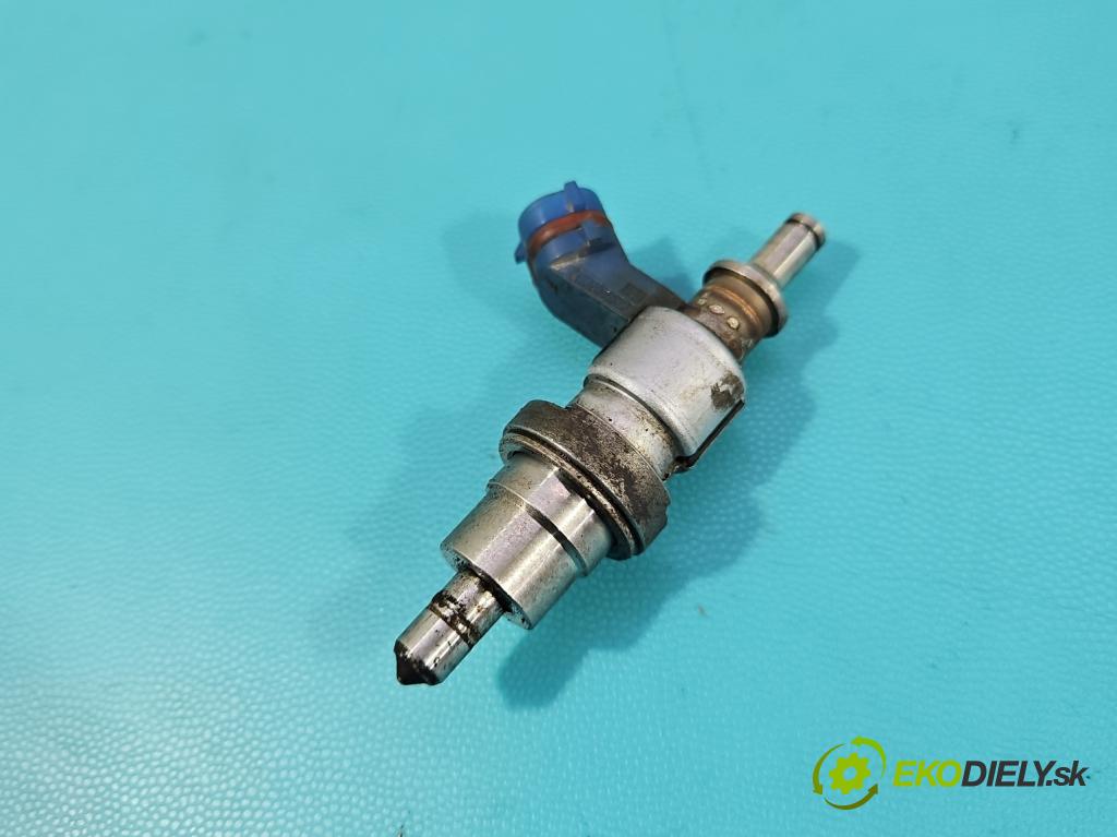 Toyota Avensis II T25 2003-2008 2.0 vvti 147 hp manual 108 kW 1998 cm3 5- vstřikovač 23250-28090 (Vstřikovač paliva)