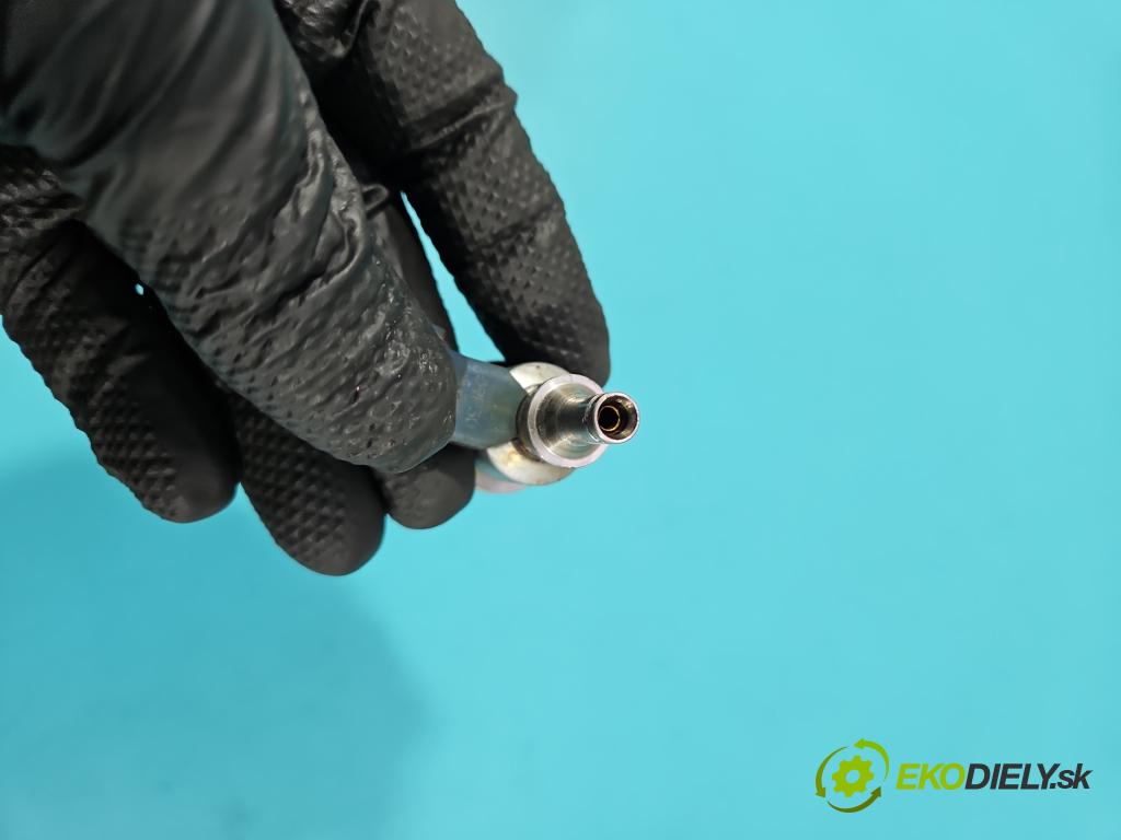 Toyota Avensis II T25 2003-2008 2.0 vvti 147 hp manual 108 kW 1998 cm3 5- vstřikovač 23250-28090 (Vstřikovač paliva)