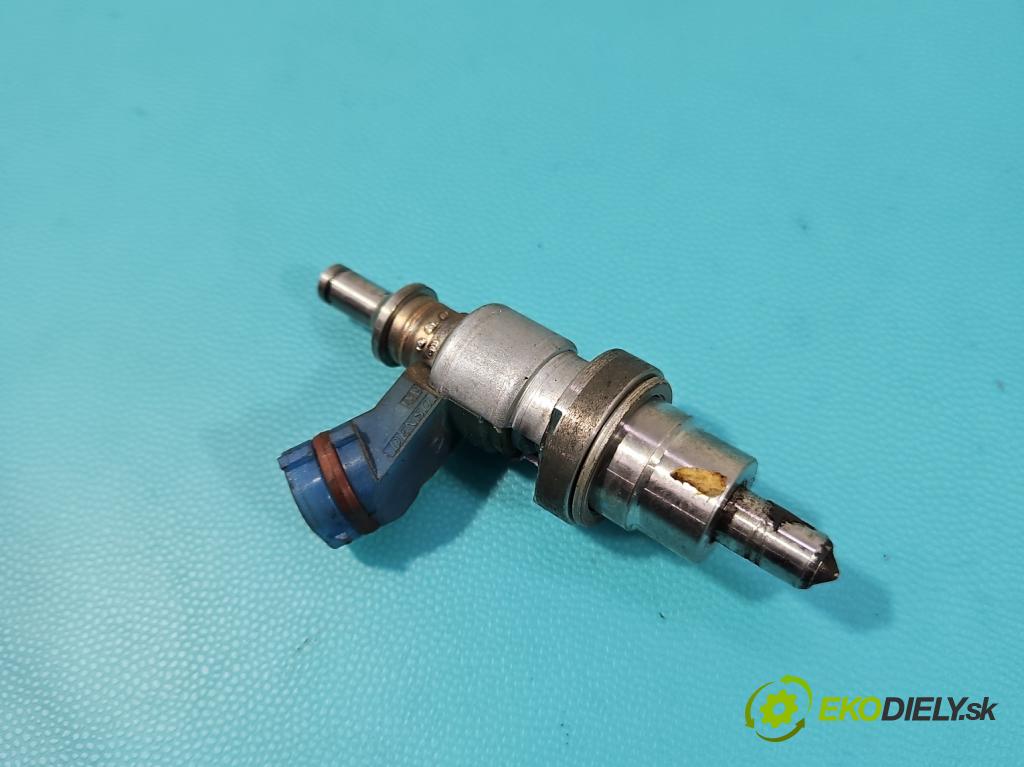 Toyota Avensis II T25 2003-2008 2.0 vvti 147 hp manual 108 kW 1998 cm3 5- vstřikovač 23250-28090 (Vstřikovač paliva)
