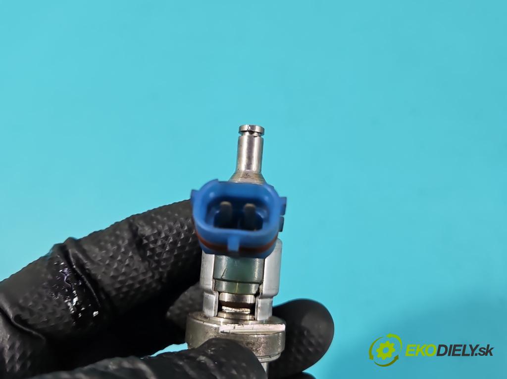 Toyota Avensis II T25 2003-2008 2.0 vvti 147 hp manual 108 kW 1998 cm3 5- vstřikovač 23250-28090 (Vstřikovač paliva)