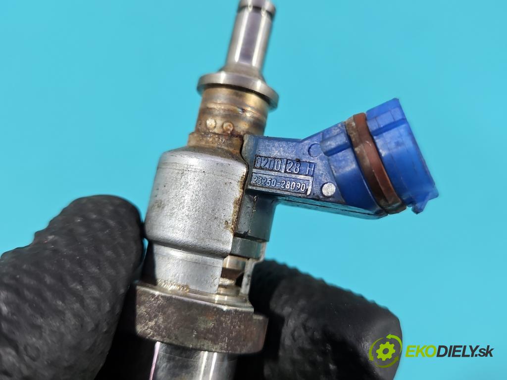 Toyota Avensis II T25 2003-2008 2.0 vvti 147 hp manual 108 kW 1998 cm3 5- vstřikovač 23250-28090 (Vstřikovač paliva)