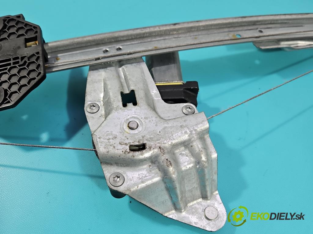 Dacia Sandero II 2012-2020 1.0 12V 73 HP manual 54 kW 999 cm3 5- mechanizmus okna predné pravý 807209299R