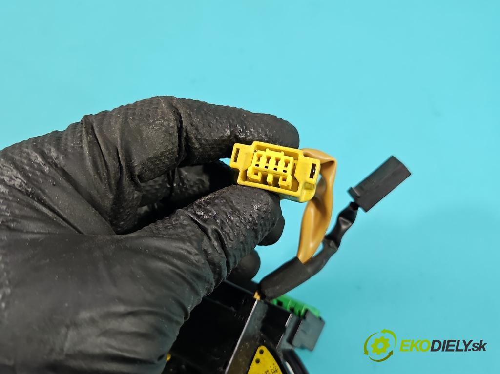 Mitsubishi Grandis 2.0 DID 136 HP manual 100 kW 1968 cm3 5- Páska: airbag  (Airbag)