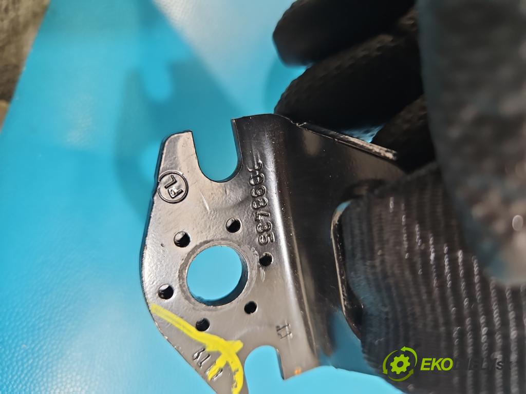 Skoda Kamiq 1.0 TSI 116 HP automatic 85 kW 999 cm3 5- pas bezpečnosť: zadné ľavý