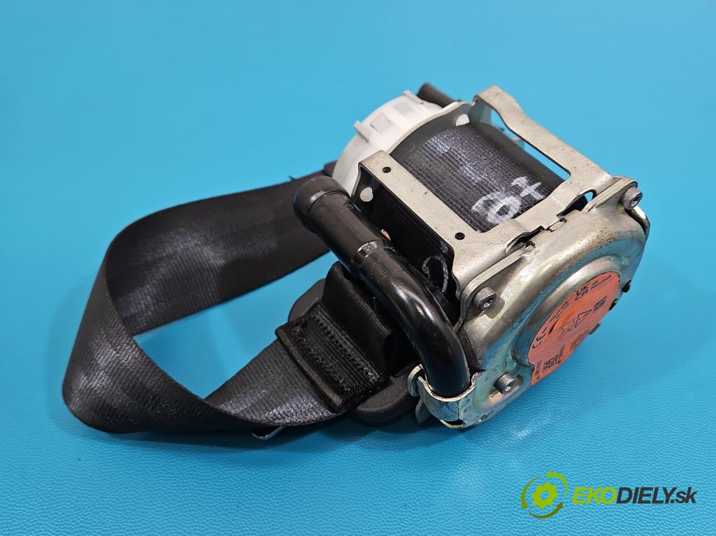 Skoda Kamiq 1.0 TSI 116 hp automatic 85 kW 999 cm3 5- stěna bezpečnost zadní pravý 