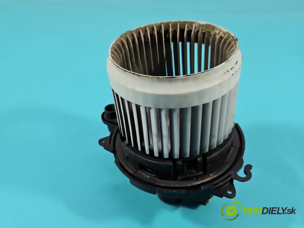 Dacia Sandero II 2012-2020 1.0 12V 73 HP manual 54 kW 999 cm3 5- ventilátor vzduchu 5P3730100