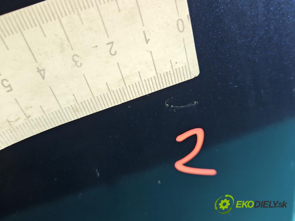 Dacia Sandero II 2012-2020 1.0 12V 73 HP manual 54 kW 999 cm3 5- dvere zadné pravé  (Kľučka dverí ostatné)