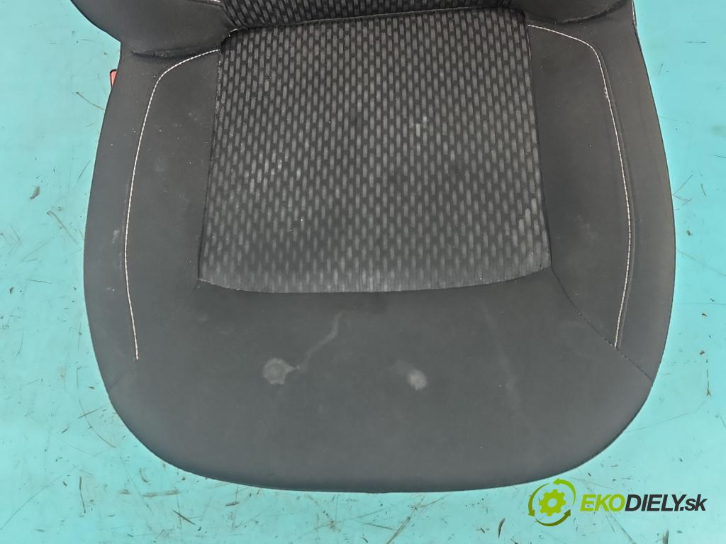 Dacia Sandero II 2012-2020 1.0 12V 73 hp manual 54 kW 999 cm3 5- Sedadlo levý  (Sedadlo)