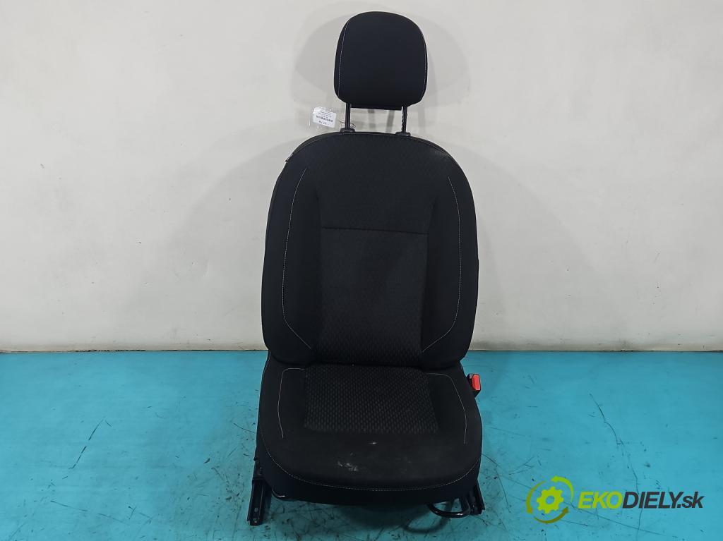 Dacia Sandero II 2012-2020 1.0 12V 73 hp manual 54 kW 999 cm3 5- Sedadlo pravý  (Sedadlo)