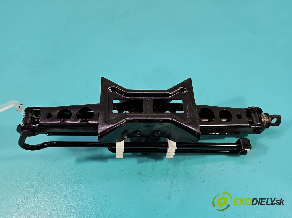 Bmw X3 E83 2003-2010 2.0d 177 hp manual 130 kW 1995 cm3 5- mechanismus stahování automobilový 3403642