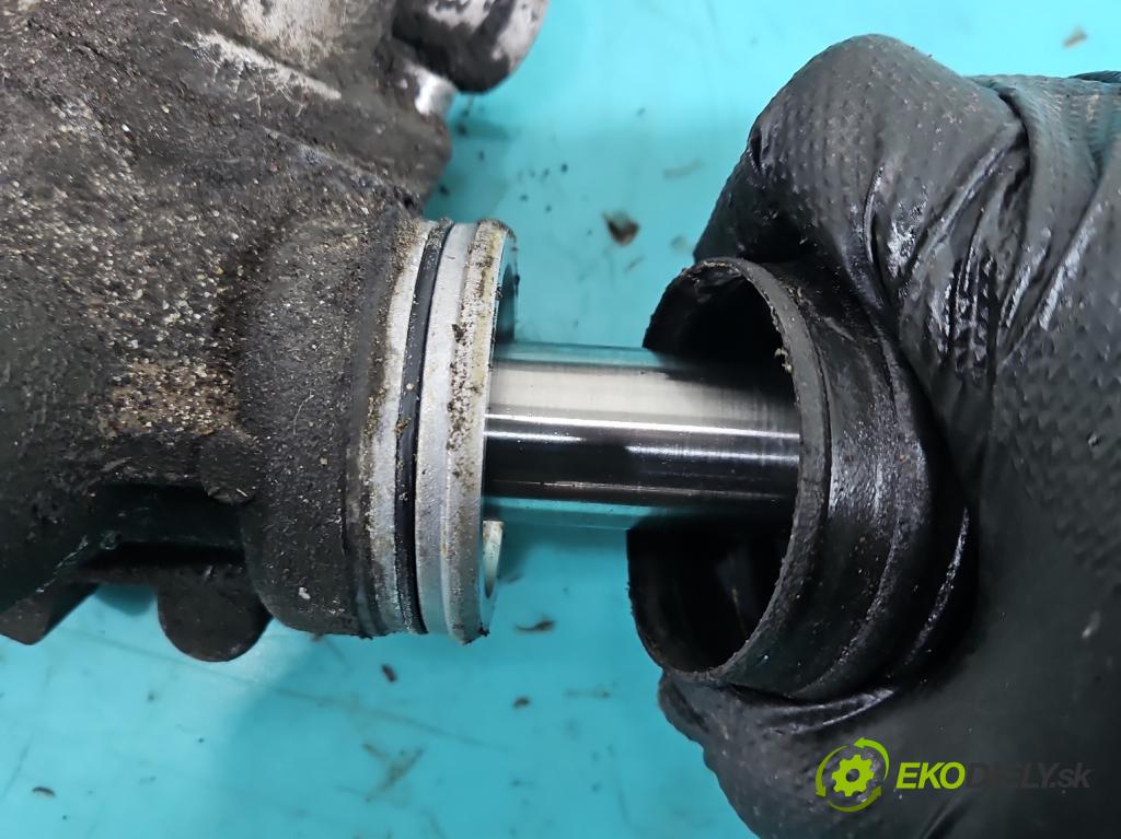 Bmw X3 E83 2003-2010 2.0d 177 HP manual 130 kW 1995 cm3 5- Ozubené kolo: volant