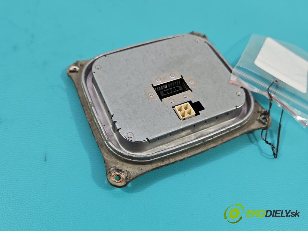 Bmw X3 E83 2003-2010 2.0d 177 HP manual 130 kW 1995 cm3 5- střídač: xenon 1307329153 (Riadiaca jednotka xenónu)