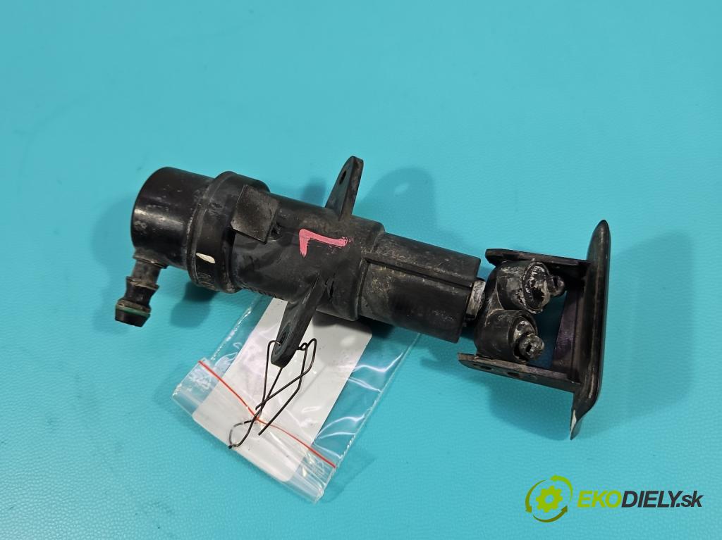 Bmw X3 E83 2003-2010 2.0d 177 hp manual 130 kW 1995 cm3 5- ostřikovač reflektor: levý 7001949 (Motorek ostřikovačů)