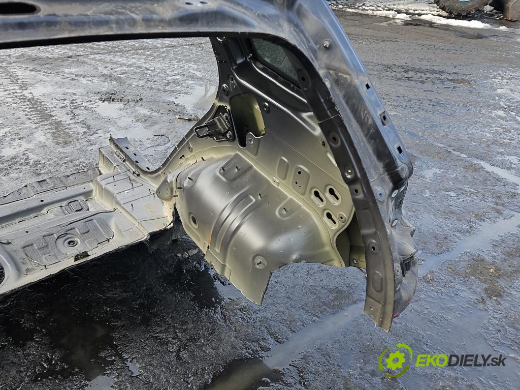 Kia Niro I 2016-2022 1.6 GDI 105 hp automatic 77 kW 1580 cm3 5- blatnik zadní pravý