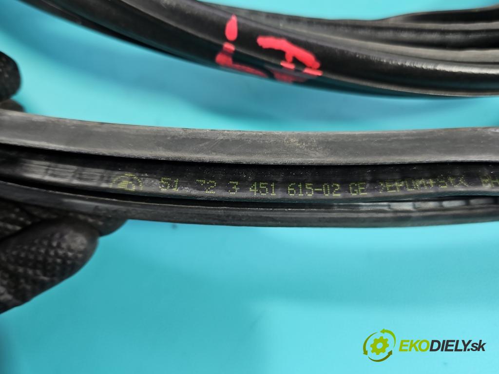 Bmw X3 E83 2003-2010 2.0d 177 HP manual 130 kW 1995 cm3 5- Těsnění: dvere predné ľavé 3451615