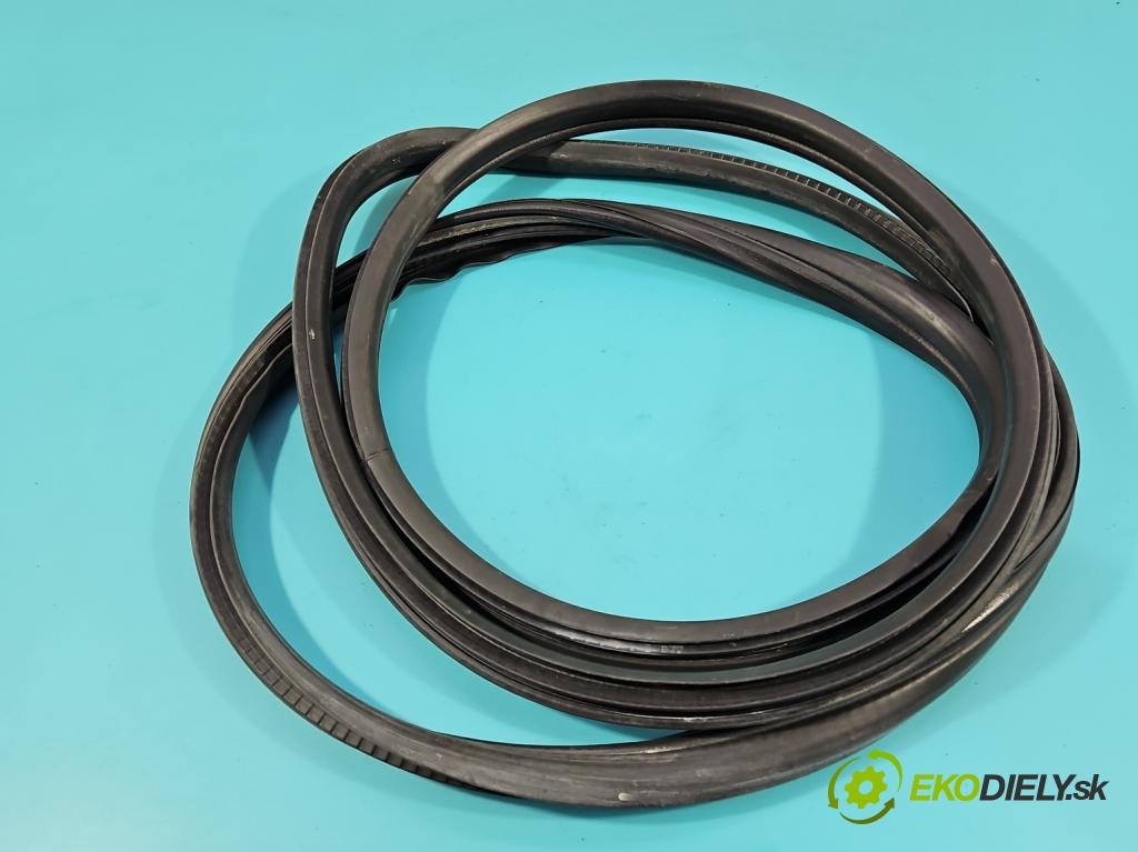 Bmw X3 E83 2003-2010 2.0d 177 HP manual 130 kW 1995 cm3 5- Těsnění: dvere predné ľavé 3451615