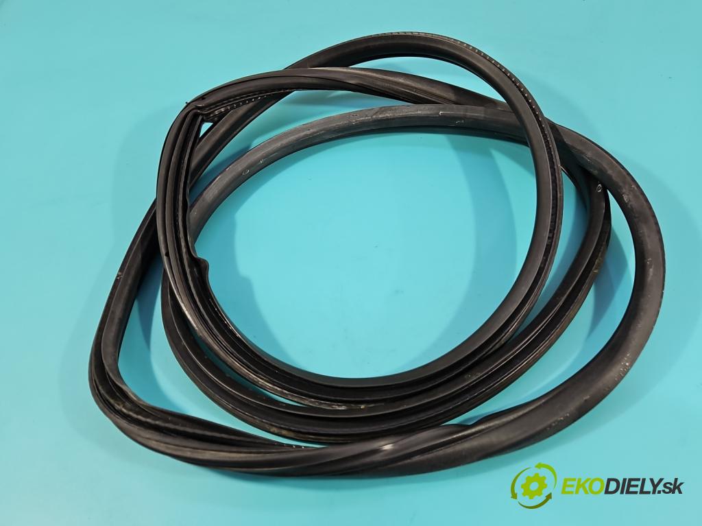 Bmw X3 E83 2003-2010 2.0d 177 hp manual 130 kW 1995 cm3 5- Těsnění: dveře přední pravé 3451616