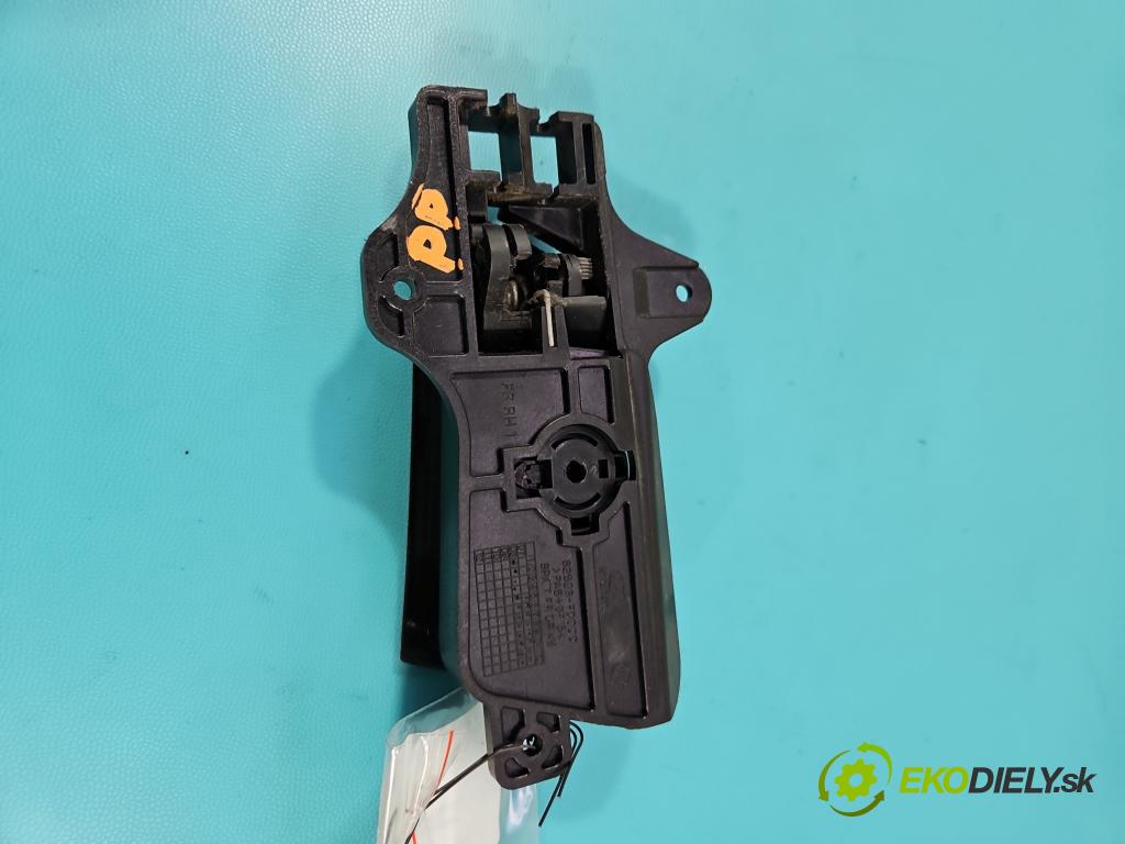 Hyundai I30 I 2007-2012 1.6 16V 126 HP manual 92.7 kW 1591 cm3 5- rukoväť uvnitř: predné pravé 82623-FD000