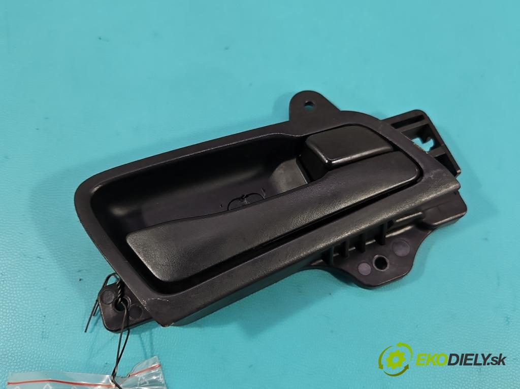 Hyundai I30 I 2007-2012 1.6 16V 126 hp manual 92.7 kW 1591 cm3 5- klika uvnitř: přední pravé 82623-FD000