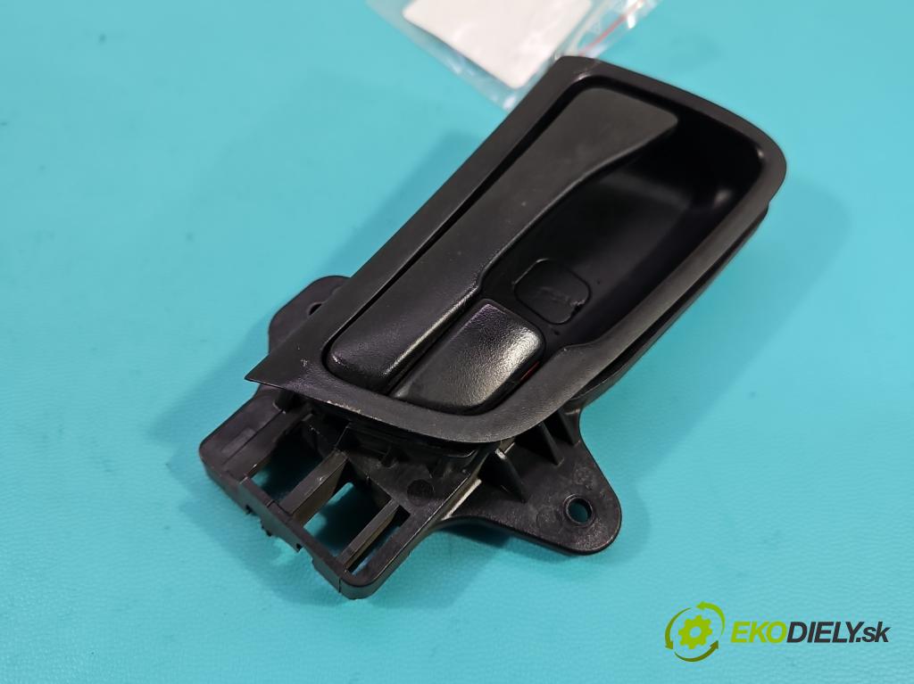 Hyundai I30 I 2007-2012 1.6 16V 126 HP manual 92.7 kW 1591 cm3 5- rukoväť uvnitř: predné pravé 82623-FD000