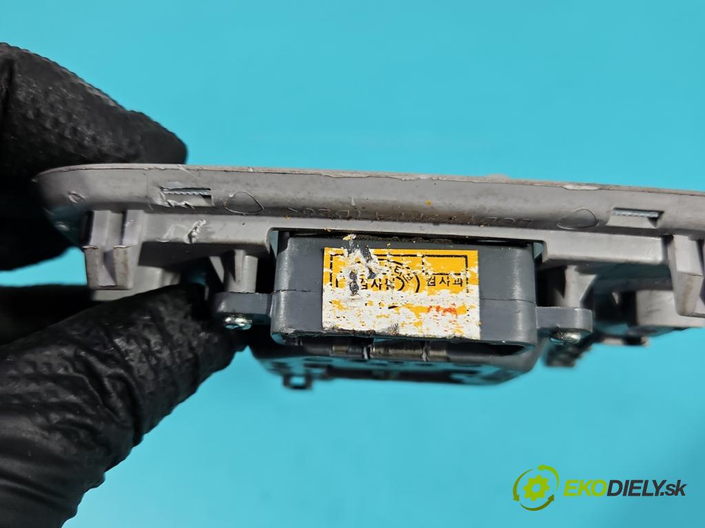 Hyundai I30 I 2007-2012 1.6 16V 126 HP manual 92.7 kW 1591 cm3 5- svetlo / reflektor interiéra 92850-1MXXX