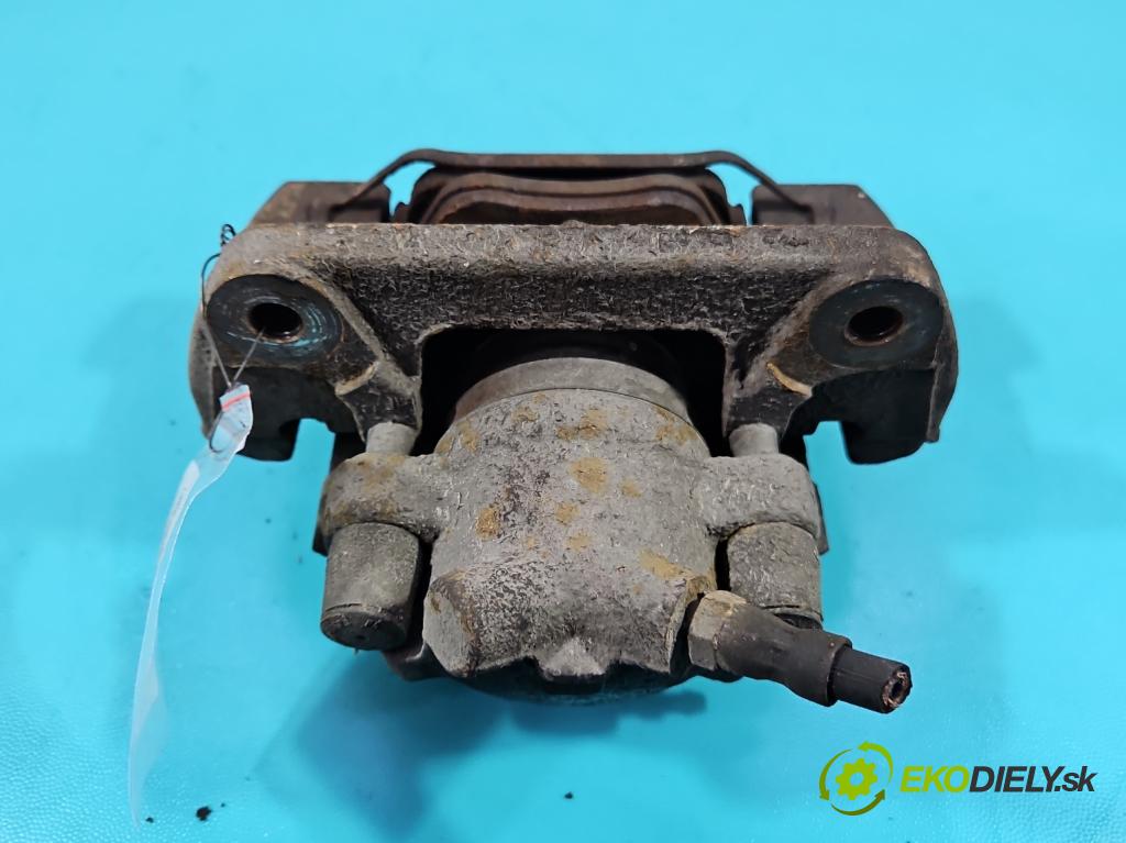 Bmw X3 E83 2003-2010 2.0d 177 HP manual 130 kW 1995 cm3 5- brzdič predné pravý  (Kľučka dverí ostatné)