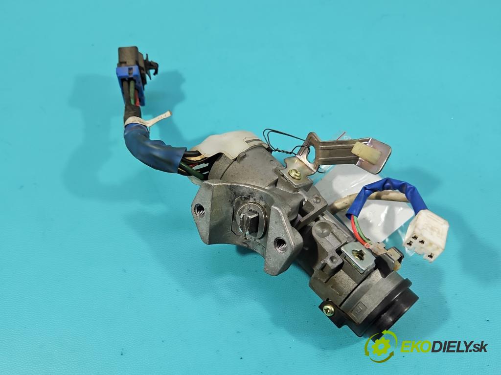 Hyundai I30 I 2007-2012 1.6 16V 126 HP manual 92.7 kW 1591 cm3 5- Spínačka  (Spínacia skrinka)