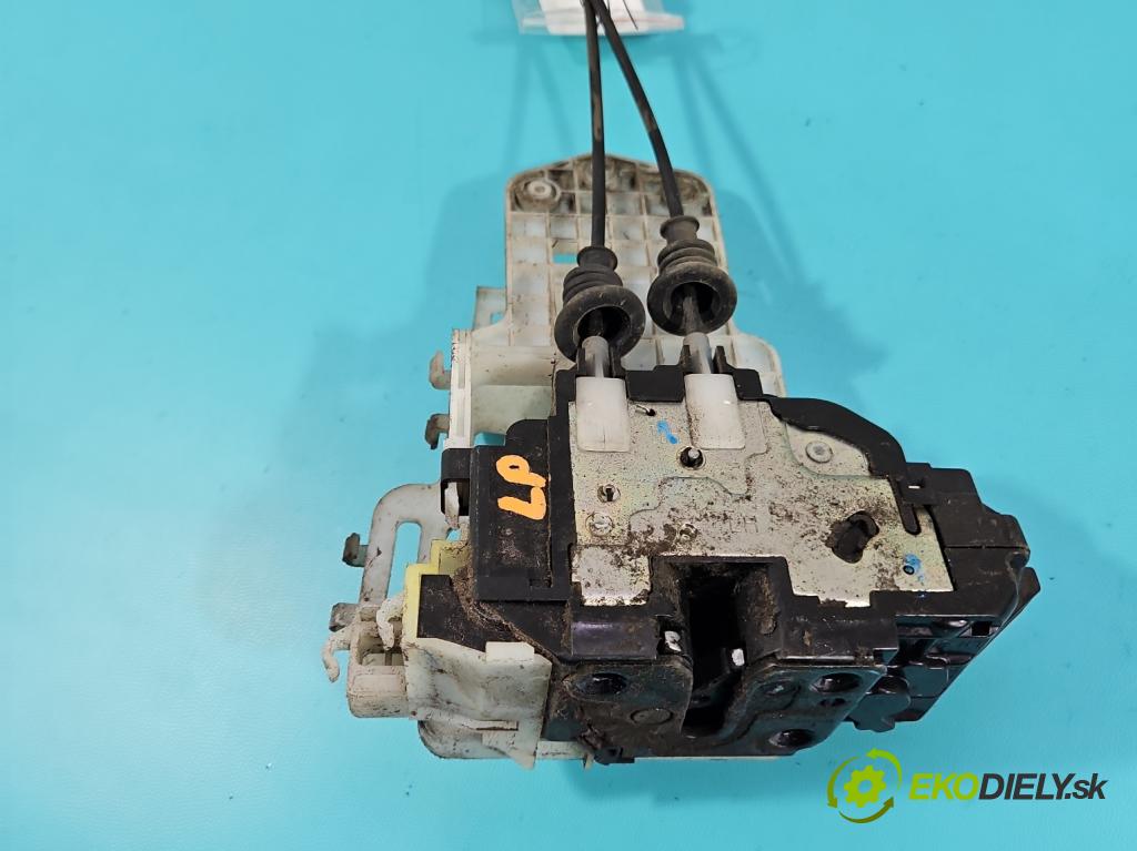 Hyundai I30 I 2007-2012 1.6 16V 126 HP manual 92.7 kW 1591 cm3 5- zámok predné ľavý 81310-2L020