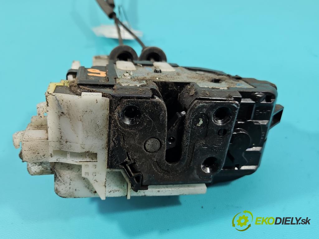 Hyundai I30 I 2007-2012 1.6 16V 126 HP manual 92.7 kW 1591 cm3 5- zámok predné ľavý 81310-2L020