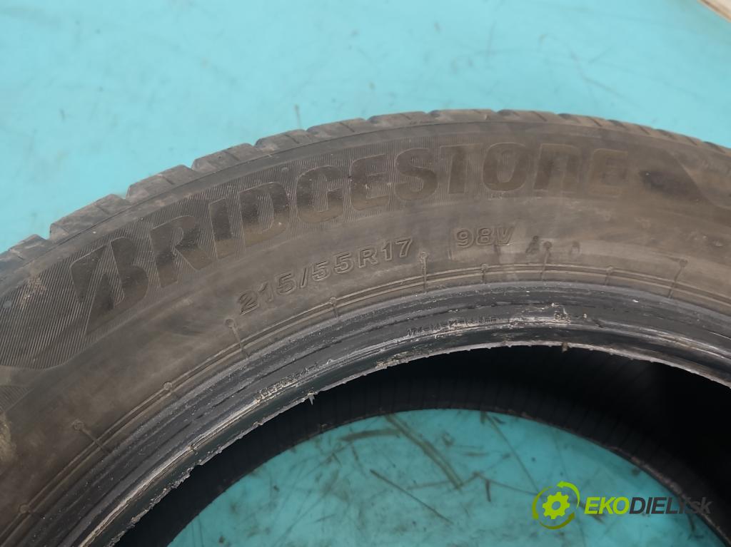 Kia Niro I 2016-2022 1.6 GDI 105 hp automatic 77 kW 1580 cm3 5- pneumatiky: zimní 4 ks komplet