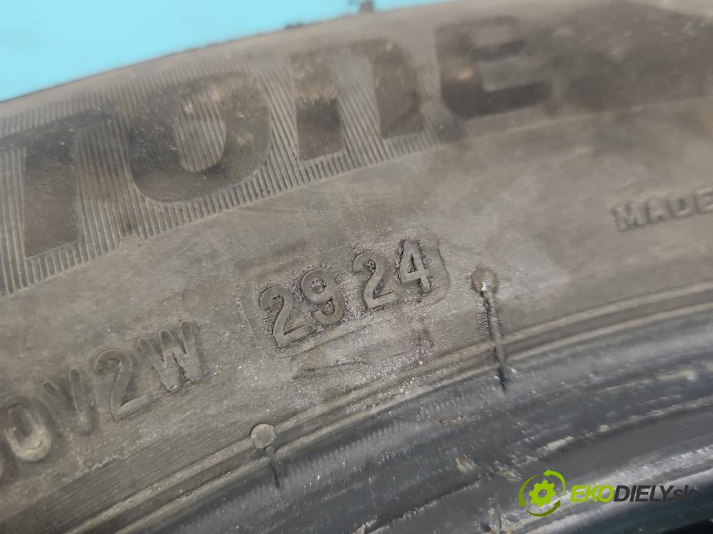 Kia Niro I 2016-2022 1.6 GDI 105 hp automatic 77 kW 1580 cm3 5- pneumatiky: zimní 4 ks komplet