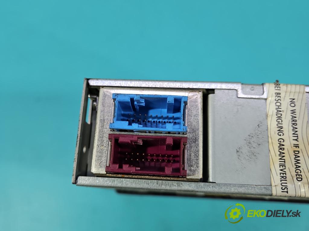 Bmw X3 E83 2003-2010 2.0d 177 HP manual 130 kW 1995 cm3 5- Navigácia: čítačka 9176685