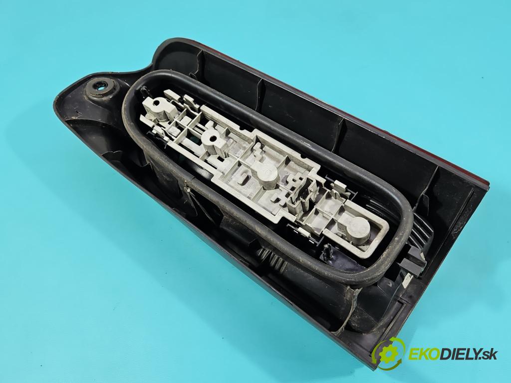 Renault Master II 1998-2010 2.5 dci 114 HP manual 84 kW 2463 cm3 5- svetlo / reflektor zadné ľavé  (Kľučka dverí ostatné)