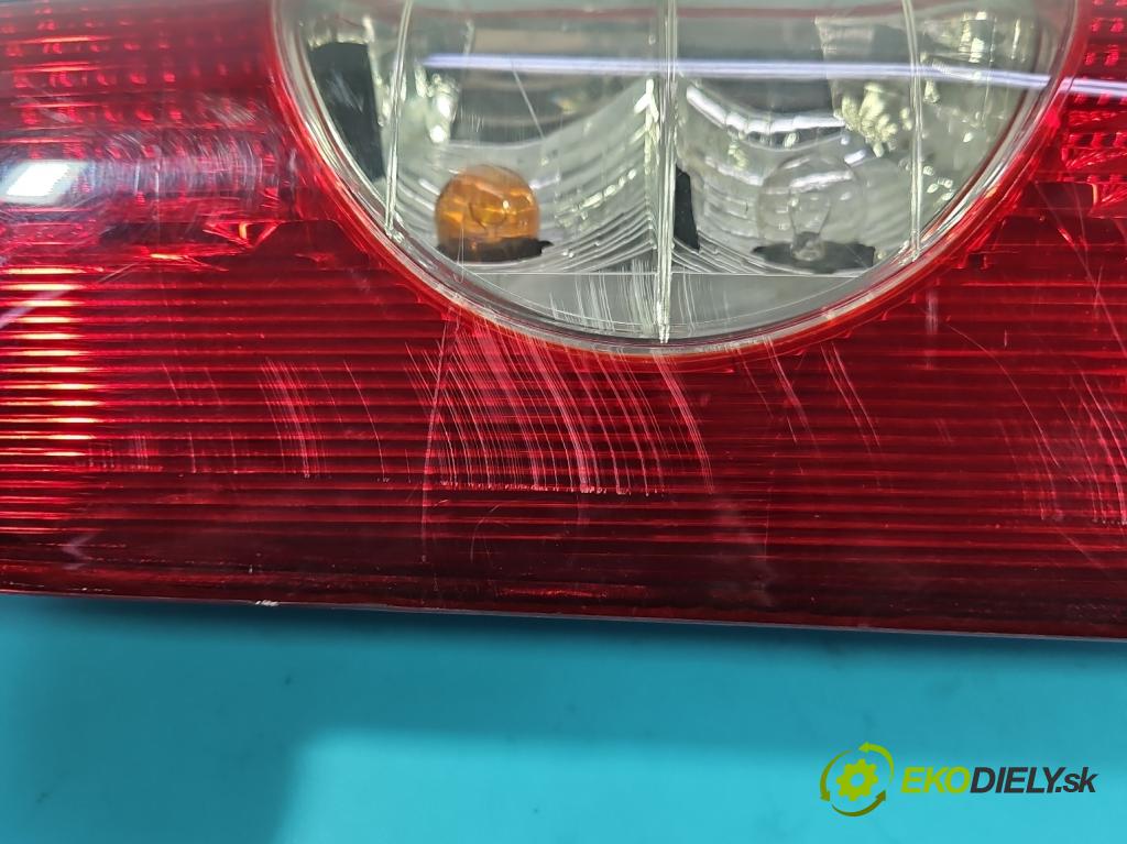 Renault Master II 1998-2010 2.5 dci 114 HP manual 84 kW 2463 cm3 5- svetlo / reflektor zadné ľavé  (Kľučka dverí ostatné)