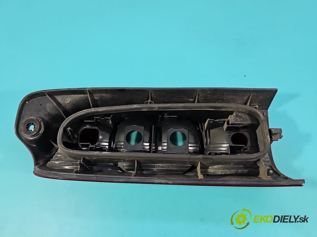 Renault Master II 1998-2010 2.5 dci 114 HP manual 84 kW 2463 cm3 5- svetlo / reflektor zadné pravé  (Kľučka dverí ostatné)