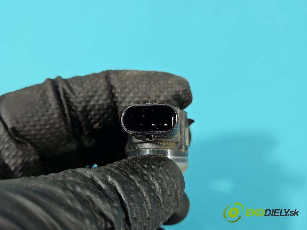 Peugeot 508 II 2018- 1.6 224 hp automatic 165 kW 1598 cm3 5- snímač parkování 9813348377KU