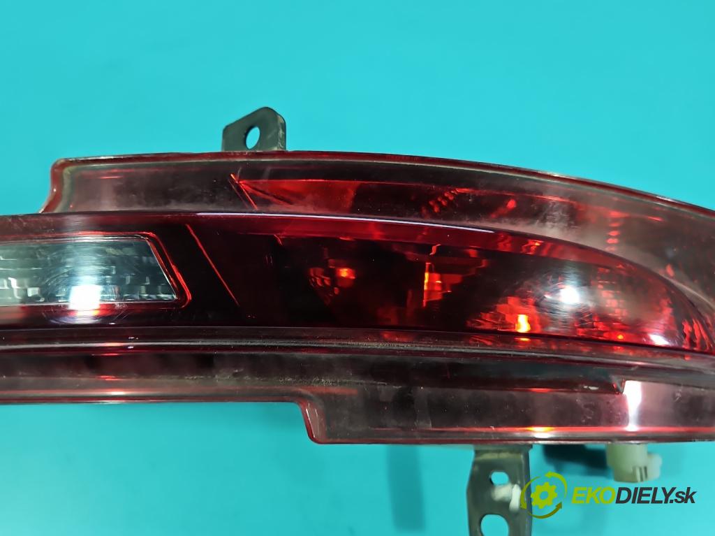 Peugeot 508 II 2018- 1.6 224hp automatic 165 kW 1598 cm3 5- svetlo / reflektor zadné pravé nárazník 20260811001