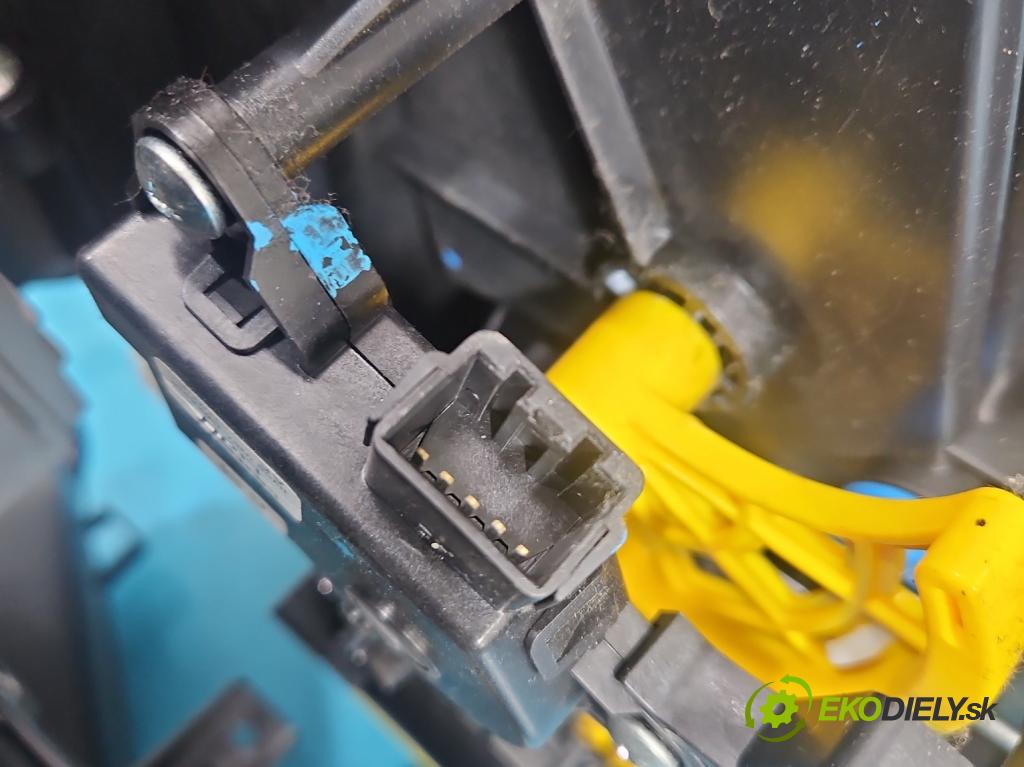 Kia Niro I 2016-2022 1.6 GDI 105 hp automatic 77 kW 1580 cm3 5- radiátor  (Radiátor topení)