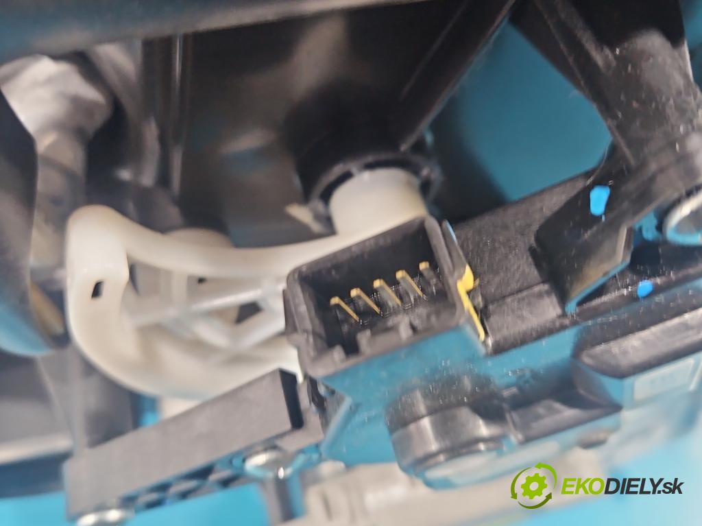 Kia Niro I 2016-2022 1.6 GDI 105 hp automatic 77 kW 1580 cm3 5- radiátor  (Radiátor topení)