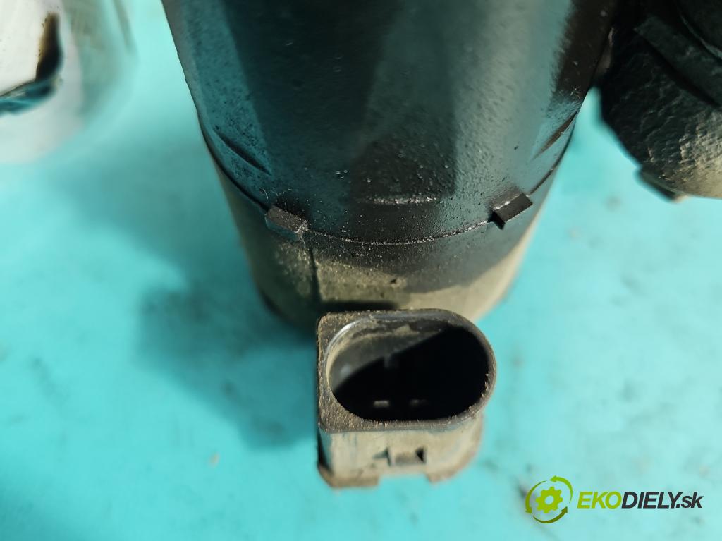 Peugeot 508 II 2018- 1.6 224 hp automatic 165 kW 1598 cm3 5- brzdič zadní pravý  (Klika dveří ostatní)