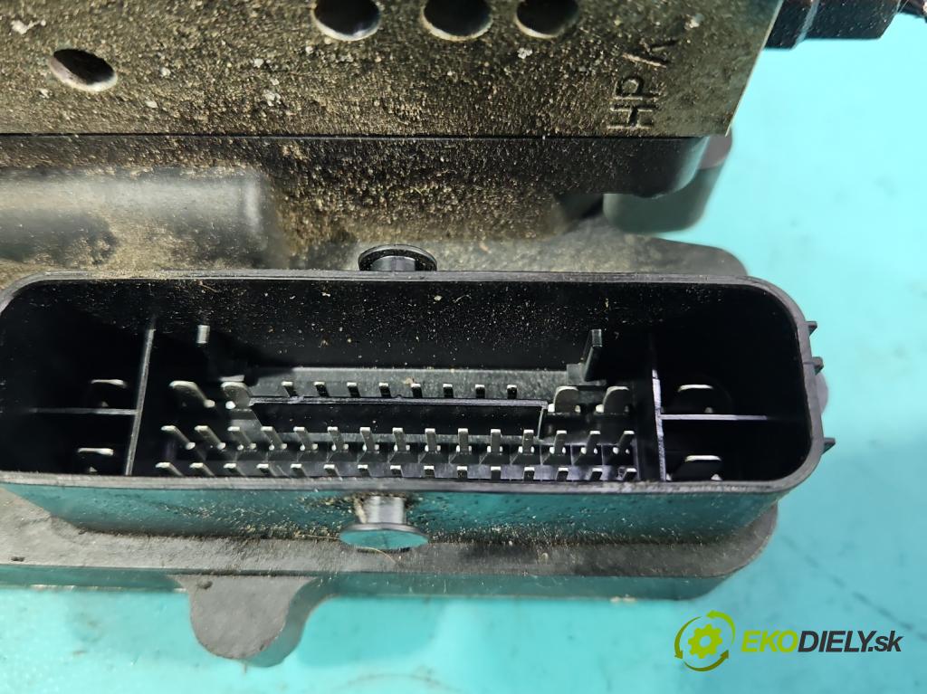 Kia Niro I 2016-2022 1.6 GDI 105 HP automatic 77 kW 1580 cm3 5- servo brzdové 58500-G5400