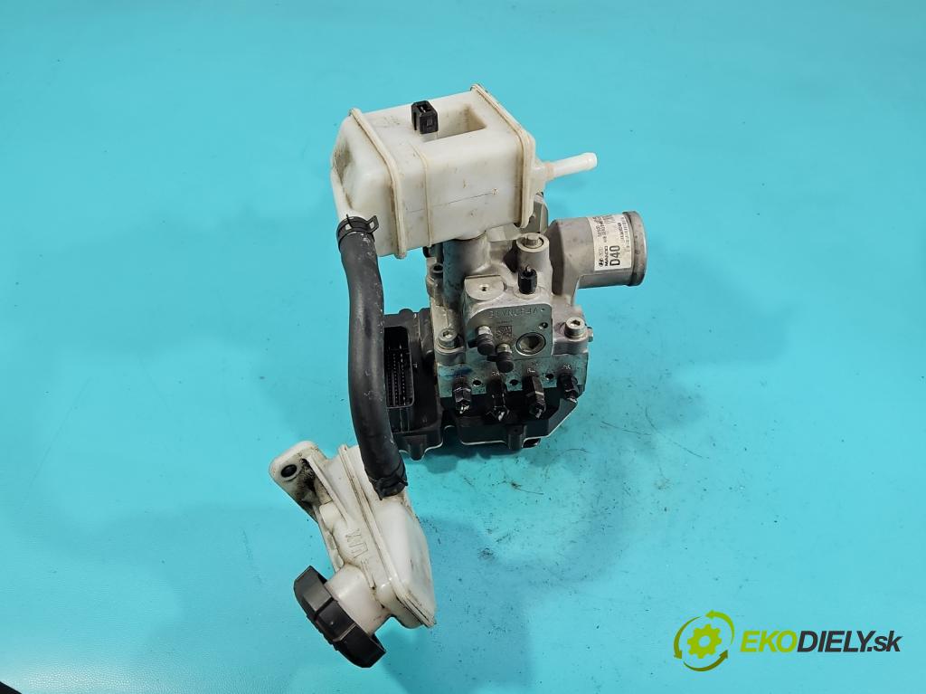 Kia Niro I 2016-2022 1.6 GDI 105 HP automatic 77 kW 1580 cm3 5- servo brzdové 58500-G5400