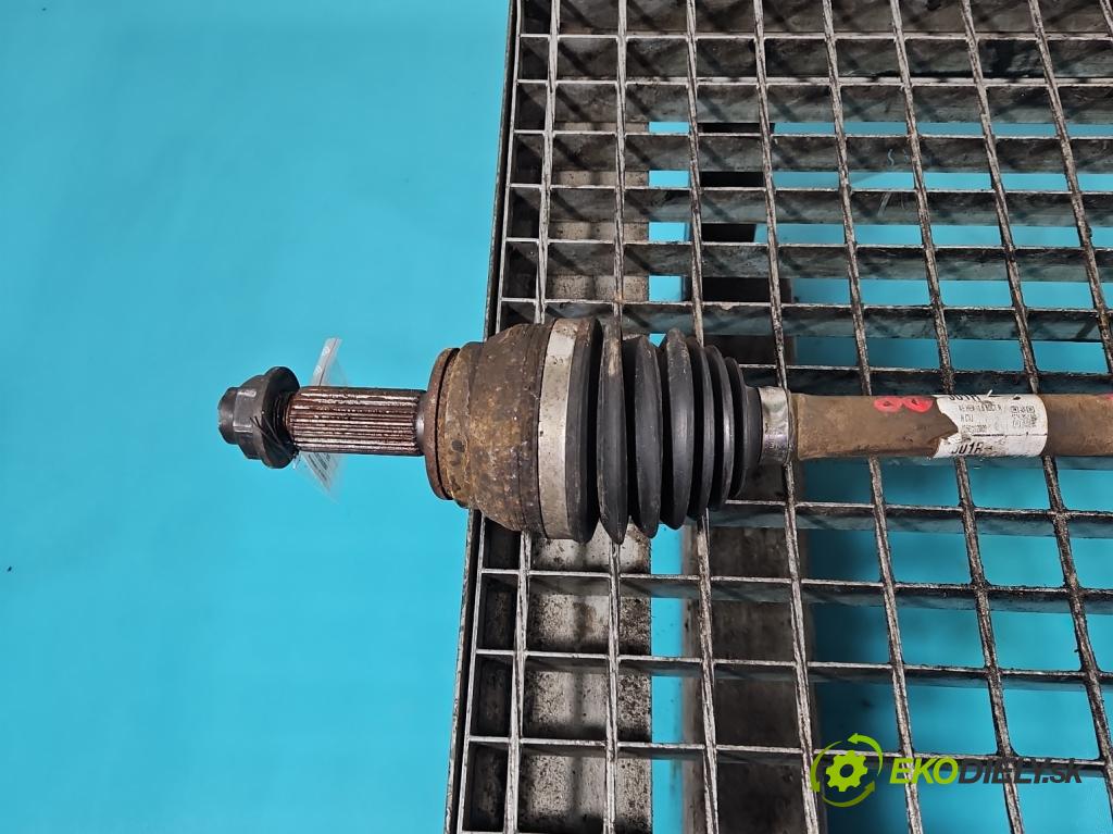 Kia Niro I 2016-2022 1.6 GDI 105 hp automatic 77 kW 1580 cm3 5- poloos přední pravé 49560-G2000