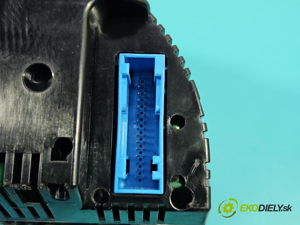 Audi A4 B6 2000-2004 1.9 tdi 116 hp manual 85 kW 1896 cm3 5- Přístrojová deska 8E0920900M (Přístrojová deska)