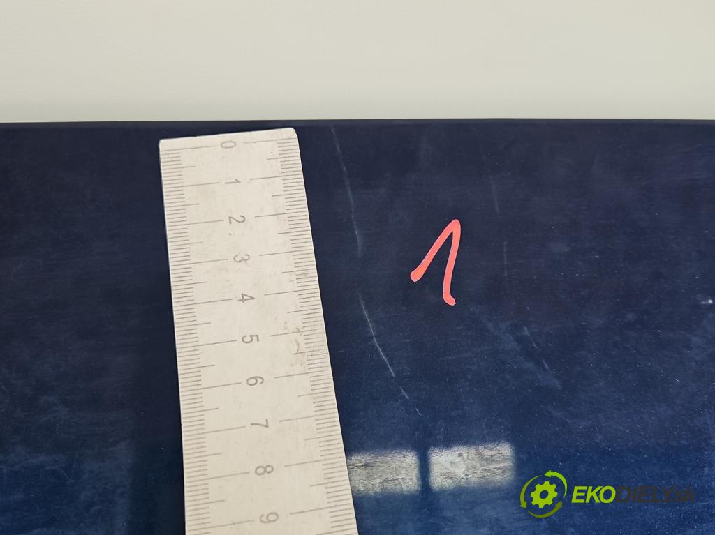 Dacia Sandero II 2012-2020 1.0 12V 73 HP manual 54 kW 999 cm3 5- zadna kufor  (Kapota zadná (kufor))