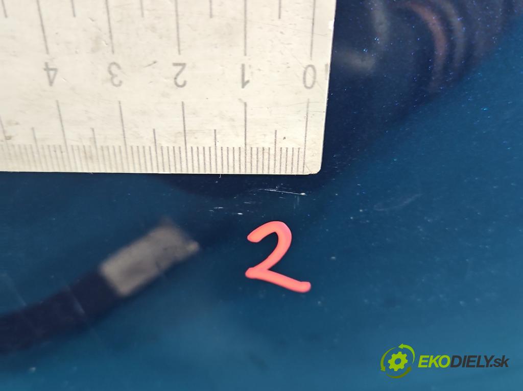 Dacia Sandero II 2012-2020 1.0 12V 73 HP manual 54 kW 999 cm3 5- zadna kufor  (Kapota zadná (kufor))