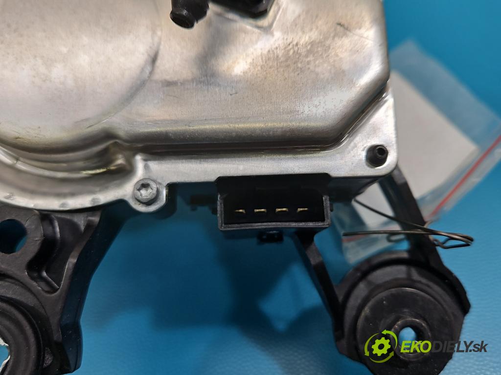 Audi A4 B8 2007-2015 2.0 tdi 143 hp manual 105 kW 1968 cm3 5- motor stěrače zadní 4F9955711C