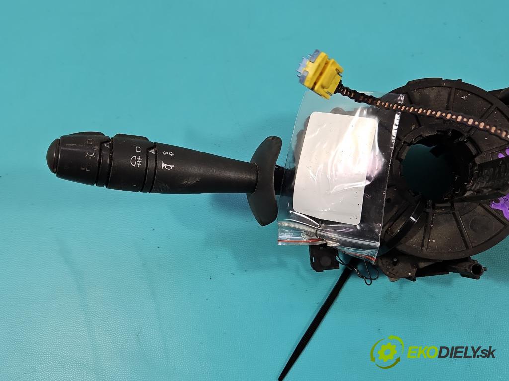 Renault Master II 1998-2010 2.5 dci 114 HP manual 84 kW 2463 cm3 5- prepínač komplex: 8200251704 (Prepínacie páčky pod volantom)