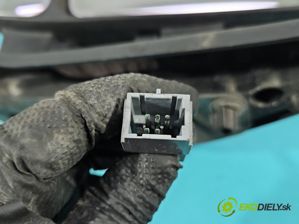 Renault Master II 1998-2010 2.5 dci 114 HP manual 84 kW 2463 cm3 5- zrkadlo ľavé  (Kľučka dverí ostatné)